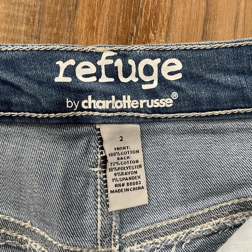 High Rise Cheeky Shorts - Picture 5 of 5